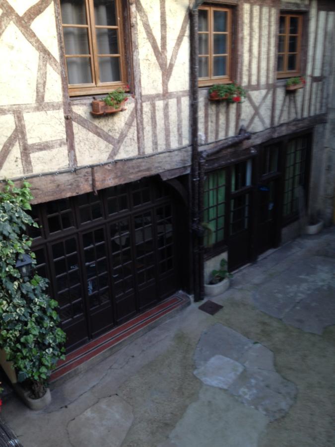 Le Vieux Relais Hotel Cosne-Cours-Sur-Loire Exterior photo